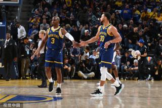 间通过长传 间通过长传